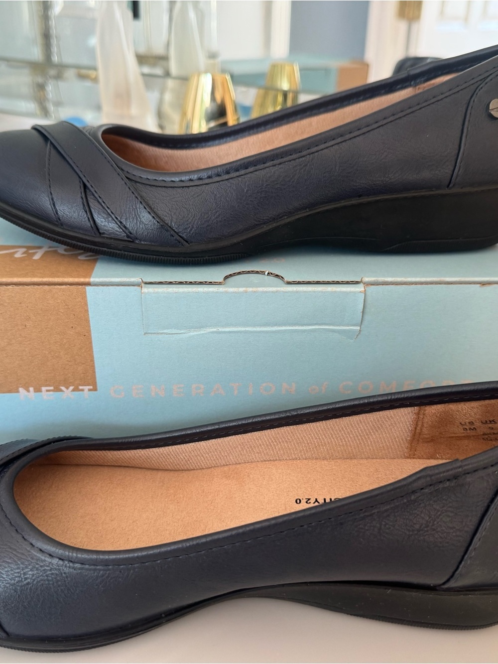 Life Stride Loyal NavyWomen's Ballet Flats with Crossover Detail US 8 - Picture 5 of 8